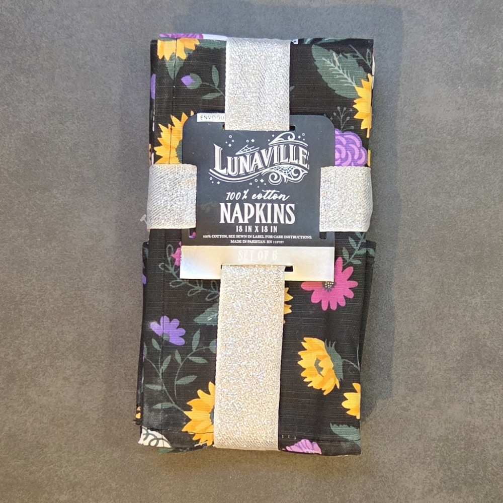 New Lunaville Set Of 6 Skull Floral Napkins